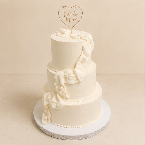 Pearl Cascade Wedding cake